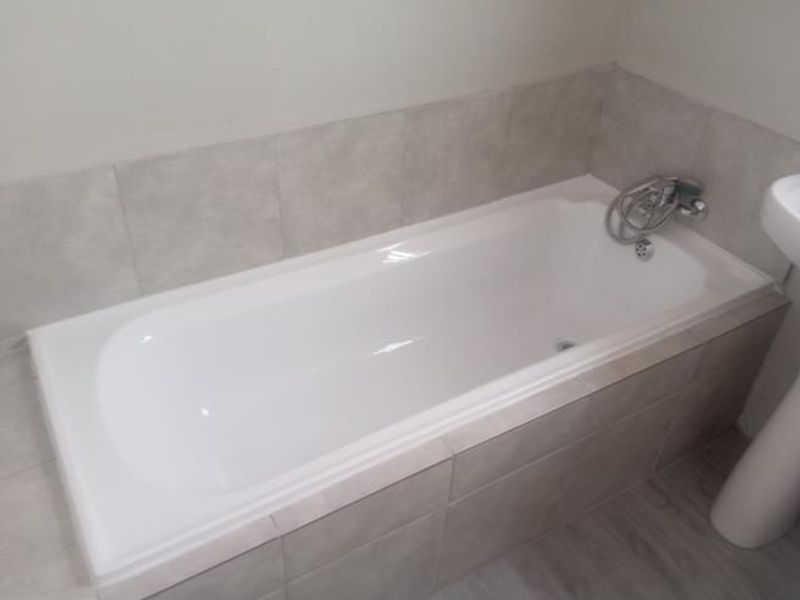 3-Bedroom Home To Let in Secure Boomed-Off Area with Biometric Access – Dawn Park – R7,000 per Month This well-maintained three-bedroom home - Photo 6