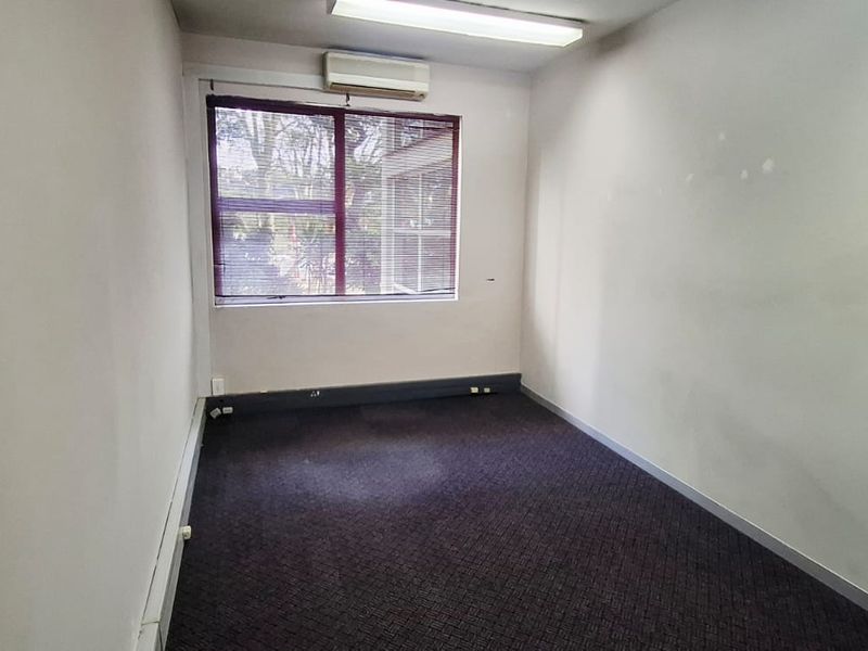 **Impeccably Maintained Offices in a Premier Business Hub** - Photo 8