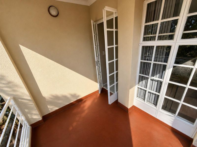 Neat & Spacious First-Floor Stack Unit – Ideal Lock-Up-and-Go Living - Photo 7