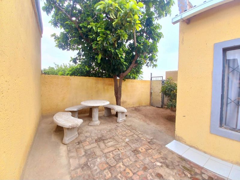 Two Bedrooms RDP house with Nine outside rooms for sale - Photo 7
