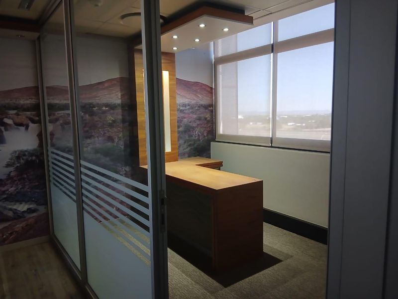 Modern A-Grade Office | Reception, Boardroom & Executive Offices - Photo 3