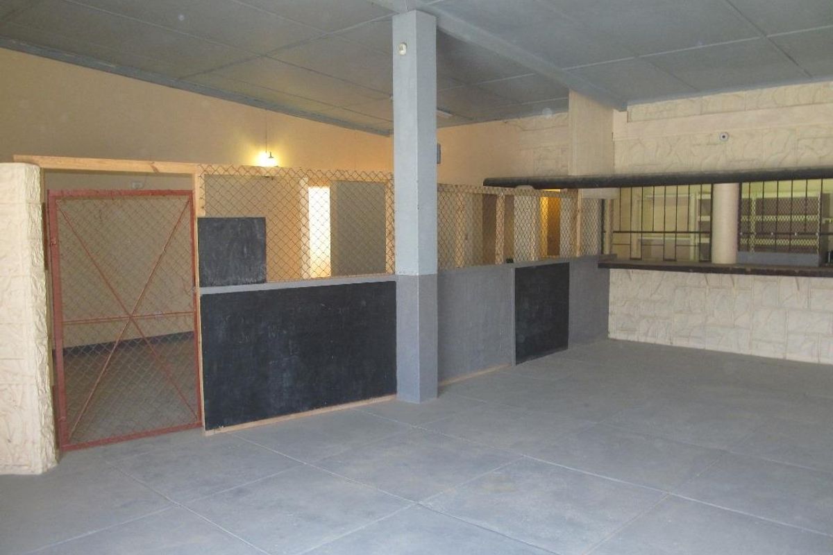 BUSINESS PREMISES FOR SALE - HENTIESBAY - Photo 3