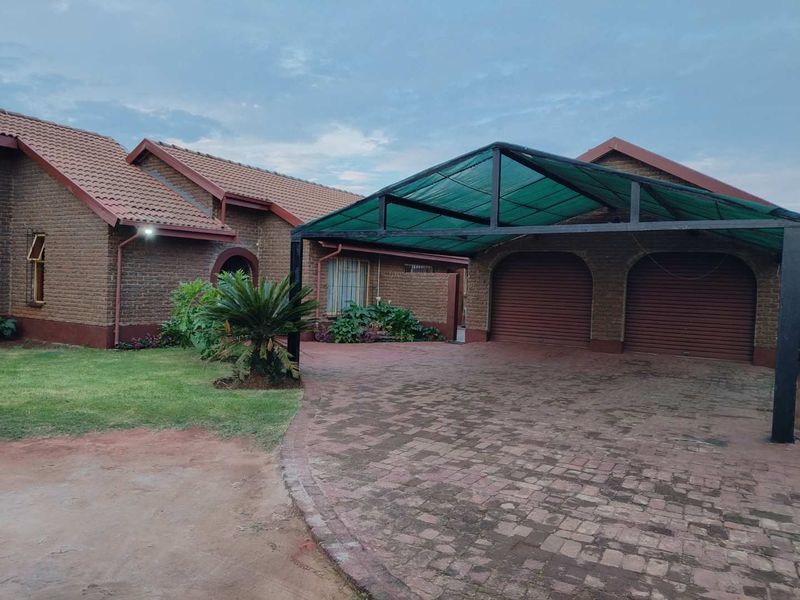 House for sale in Eloff - Photo 1