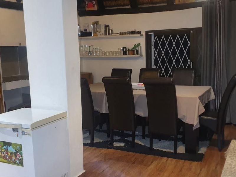 House for sales in Hockland park - Photo 2