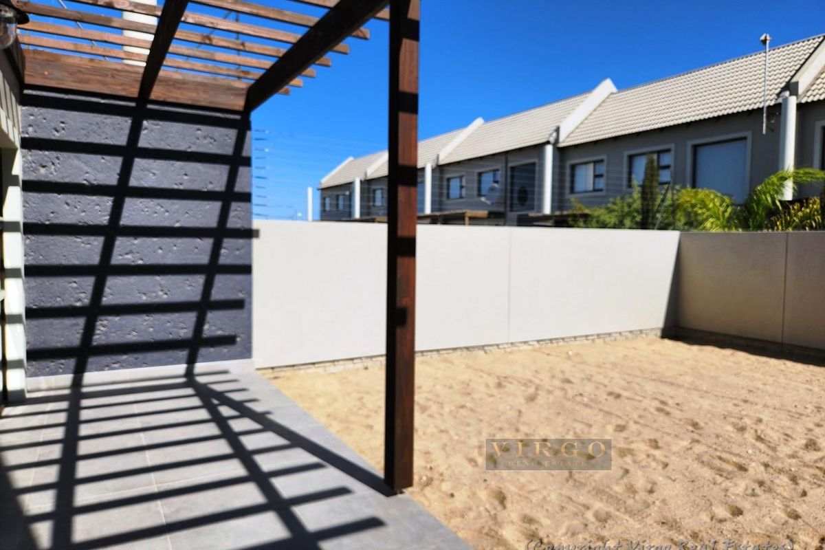 Ultra Modern Fully Furnished Townhouse for Rent in Swakopmund Mile 4 - Photo 3
