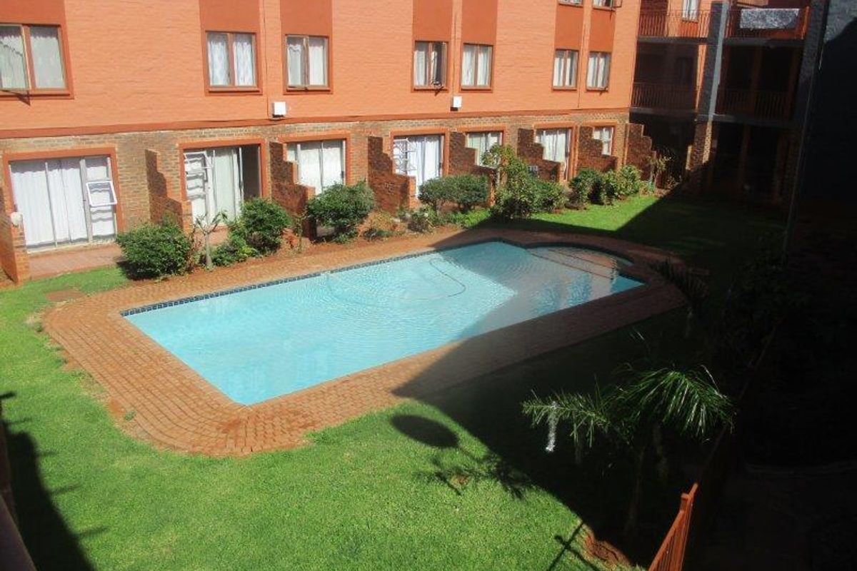 BACHELOR FLAT TO RENT IN RIVIERA - Photo 3