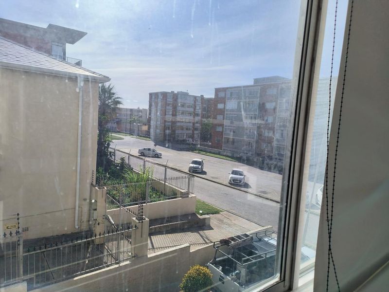 Student Accommodation - Girls Only - Photo 10