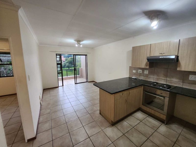 2 Bed 1 Bath First Floor Apartment for Rent - Photo 5