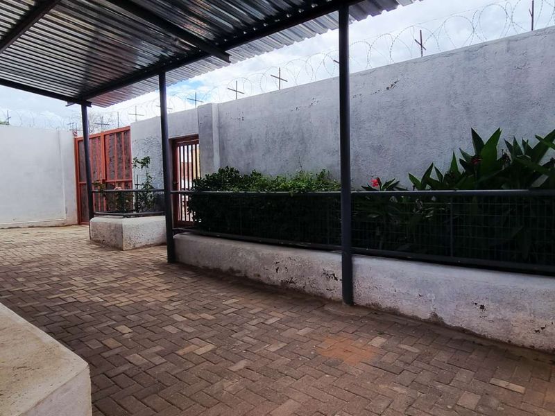 KATUTURA - FREEDOM SQUARE HOUSE FOR SALE - Photo 3