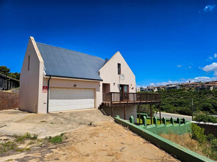 Property #2370313, House For Sale in Still Bay West