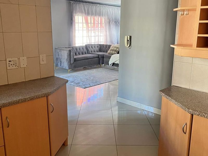 A property next to the Magalies Mountain - Photo 7