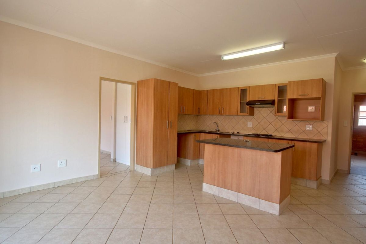 Perfect 1-Bedroom Apartment - Photo 3