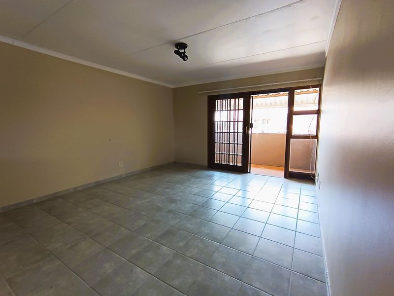 Freshly polished, ready for first-timers and smart investors - Photo 7