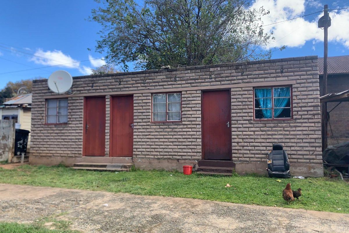 Charming 3/4 Bedroom House for Sale in Rosettenville – A Perfect Investment Opportunity - Photo 3