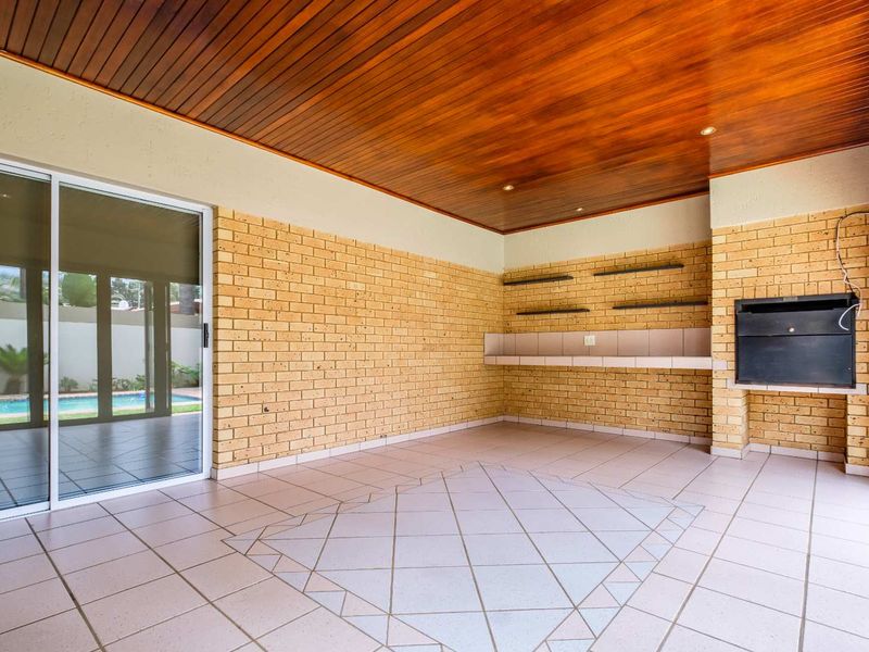 "Energy-Efficient Haven in Sunward park: Ideal for Investment or Downsizing!" - Photo 2