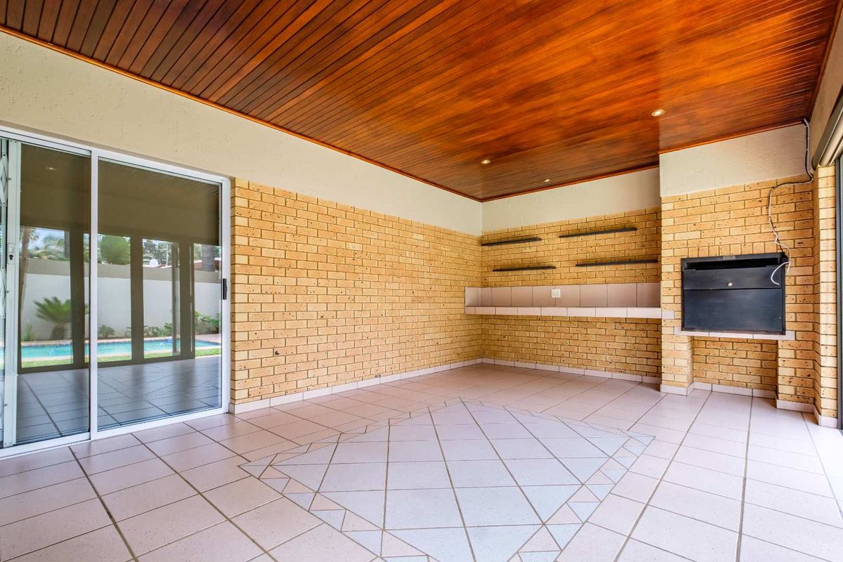 "Energy-Efficient Haven in Sunward park: Ideal for Investment or Downsizing!" - Photo 2