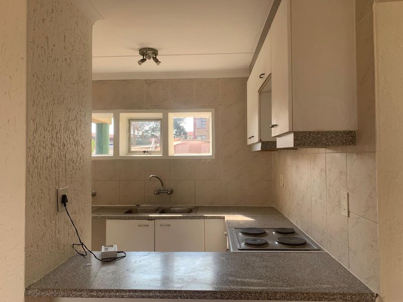 2 bedroom apartment for sale at Phuket in Wincherster hills - Photo 3