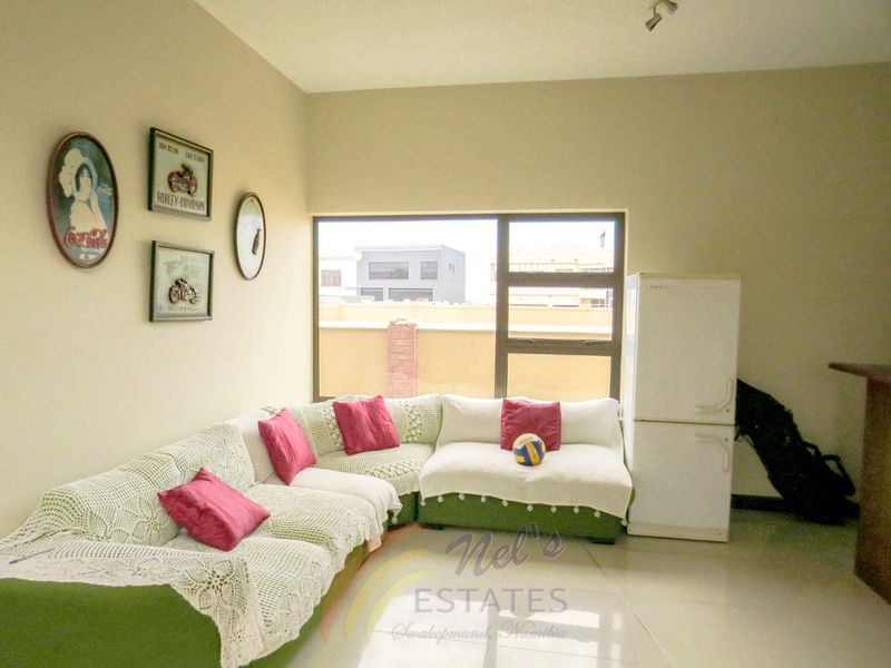 Spacious Family Home For Sale in Vogelstrand, Swakopmund - Photo 10
