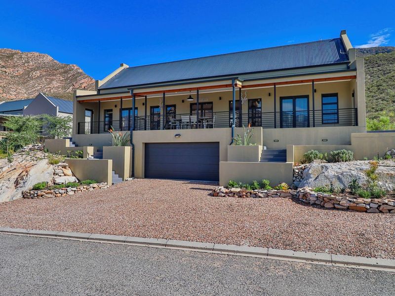 Charming Home with Scenic Mountain Views - Photo 6