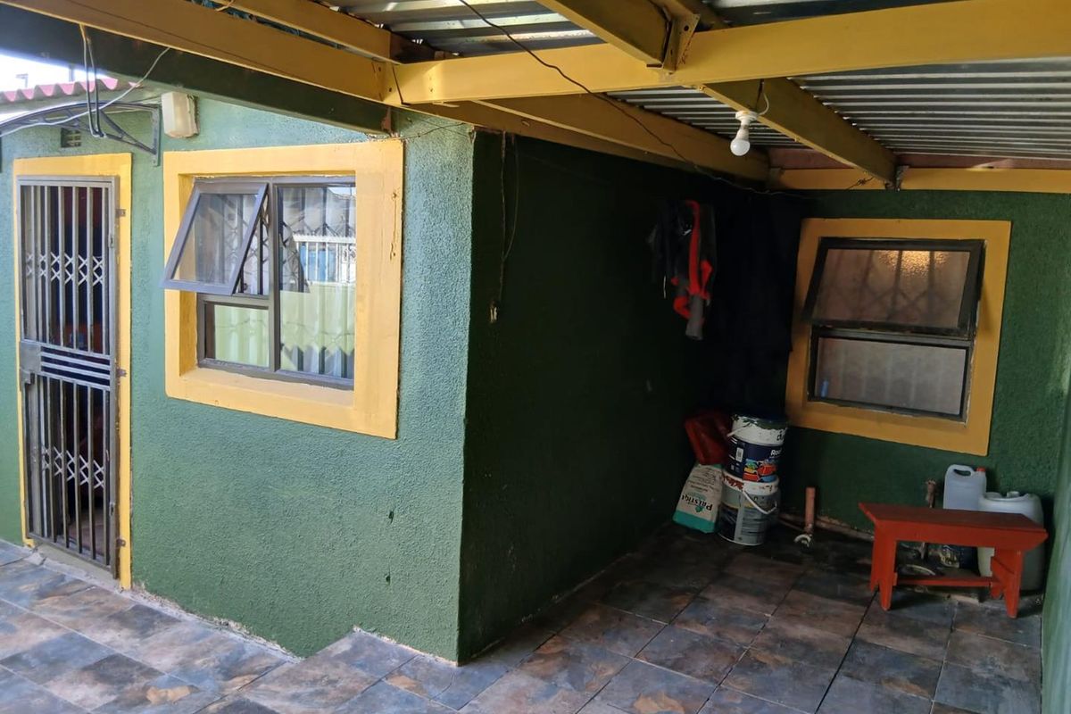 Stunning Property for Sale in Khayelitsha - R600,000 - Photo 4