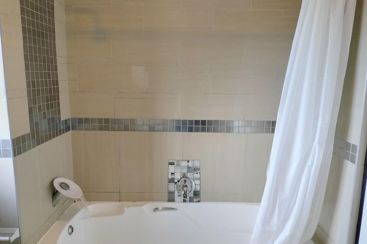 Spacious First-Floor 2-Bedroom Apartment in Northwold - Photo 5