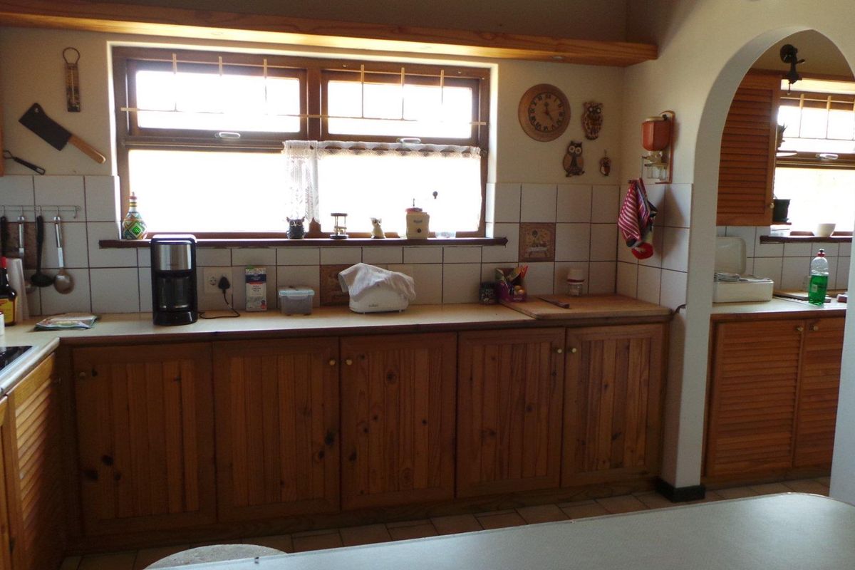 Family on large stand with space to expand -close to Ndume Campus - Photo 4