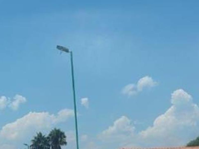 stand for sale. - Photo 6