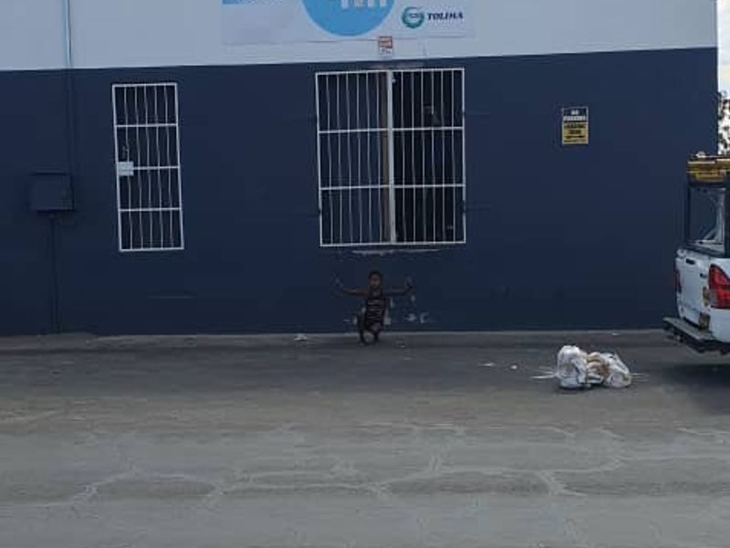 Warehouse with Storeroom - For Sale - Keetmanshoop - Photo 3
