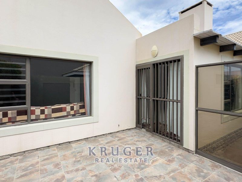 3-BEDROOM HOUSE FOR SALE IN SWAKOPMUND – EXTENSION 15 - Photo 4