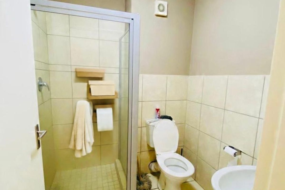 Two Bedroom Apartment For Sale In Otjomuise - Photo 3