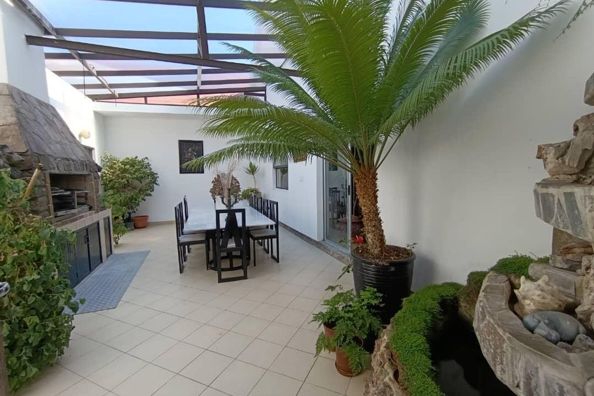 Lagoon-Front Family Home For Sale - Photo 3