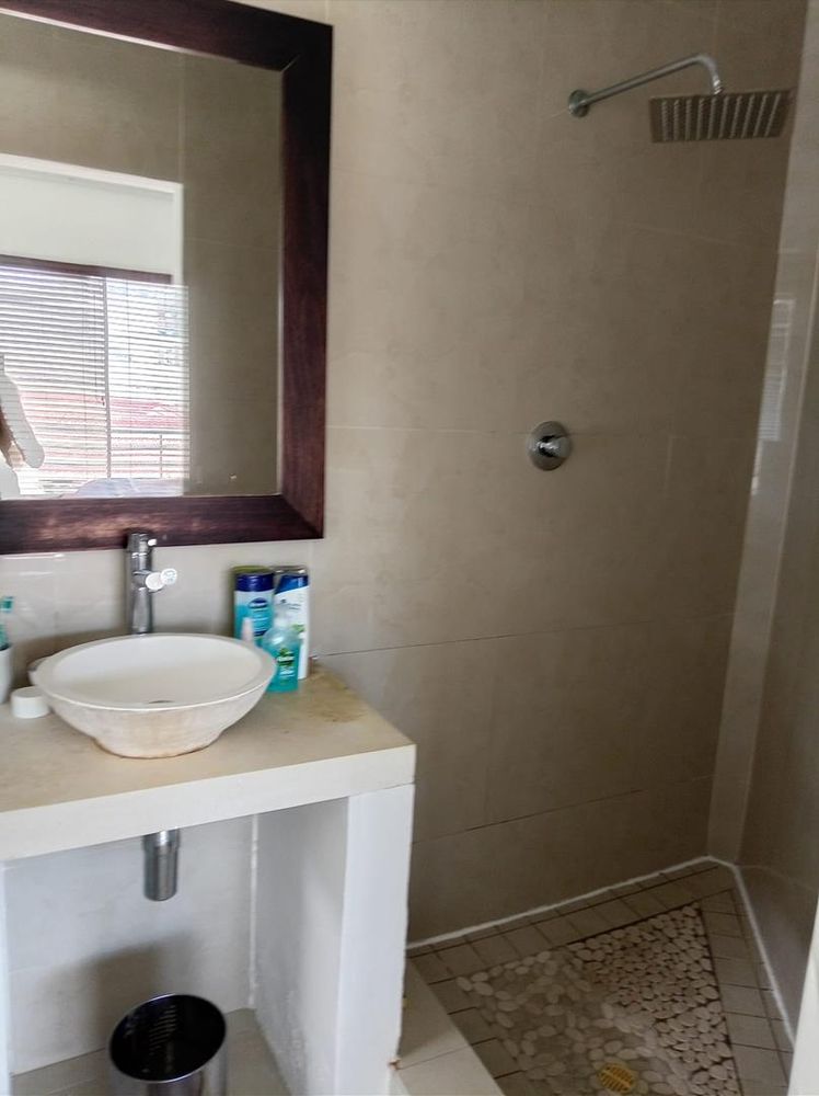 main en-suite with shower