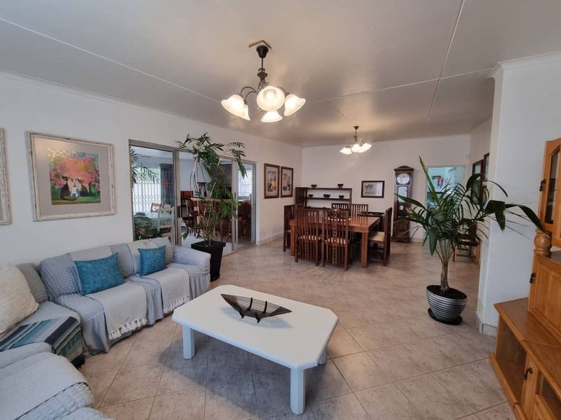 Swakopmund - House Available for Rent - N$ 30 000 Furnished (1 February 2026). - Photo 3