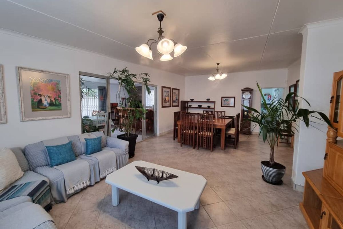 Swakopmund - House Available for Rent - N$ 30 000 Furnished (1 February 2026). - Photo 3