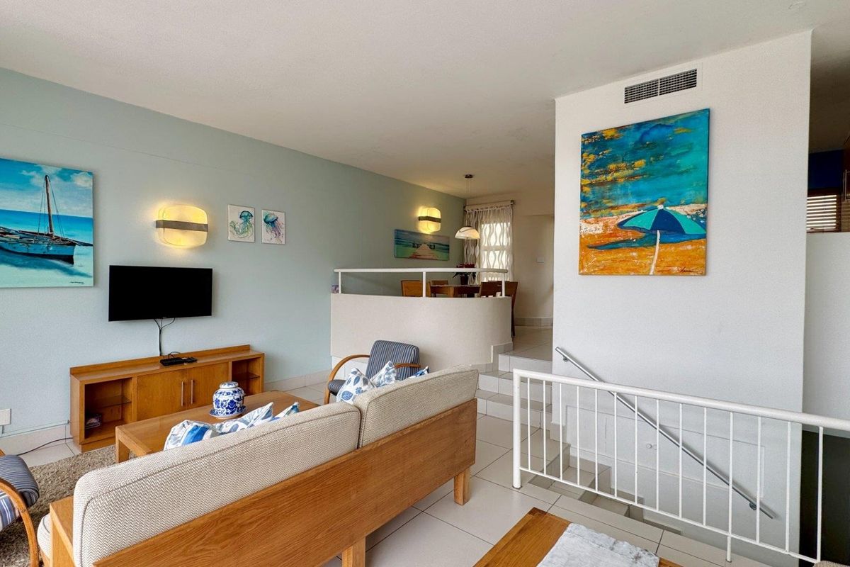 A furnished Townhouse in the heart of Umhlanga Rocks!!! - Photo 4