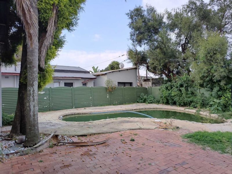R 1 200 000(NEGOTIABLE!): Prime Investment or First-Time Home - Photo 9