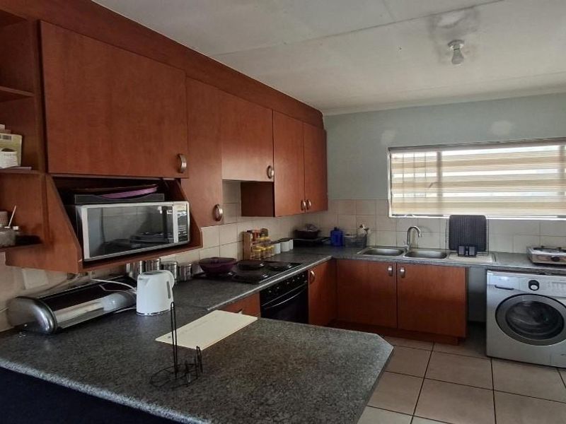 Town house for sale - Photo 3