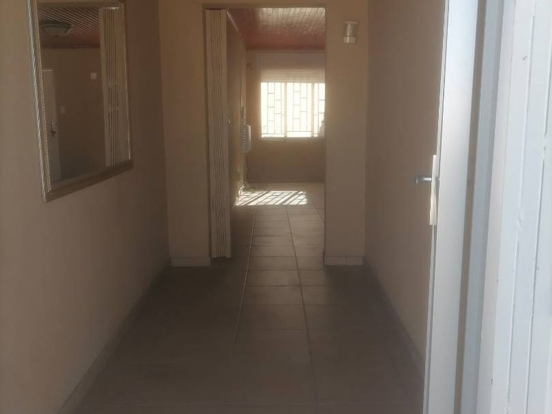 Ondangwa - Oluno Perfect Family Home For Sale - Photo 3
