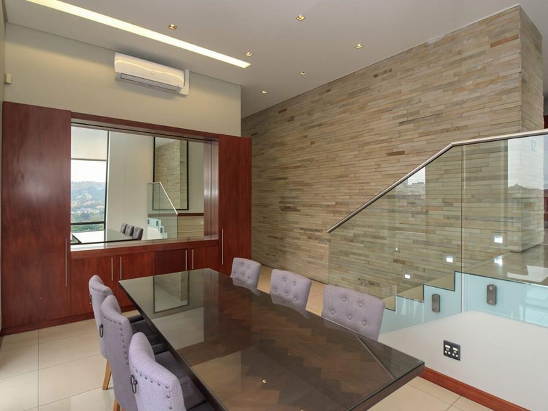 PENTHOUSE LIVING REDEFINED - Photo 6