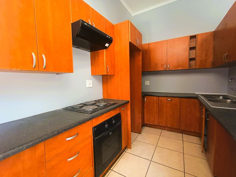 Modern Comfort Meets Smart Investment - Photo 5