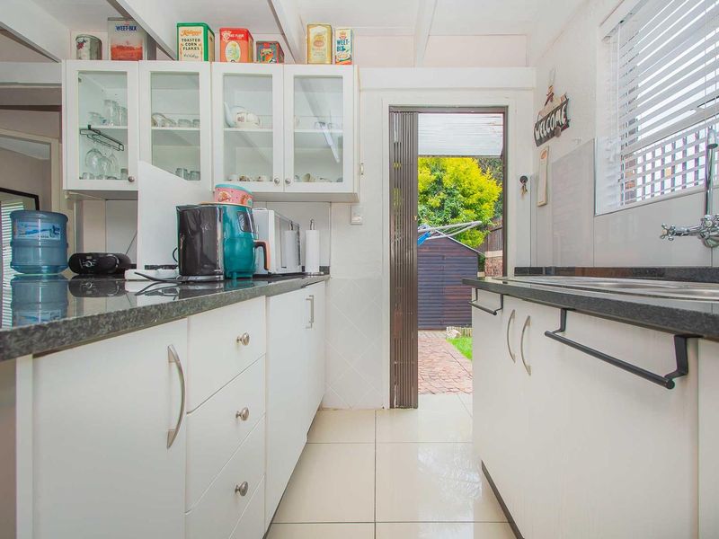 Immaculate Facebrick Wonder - Photo 6