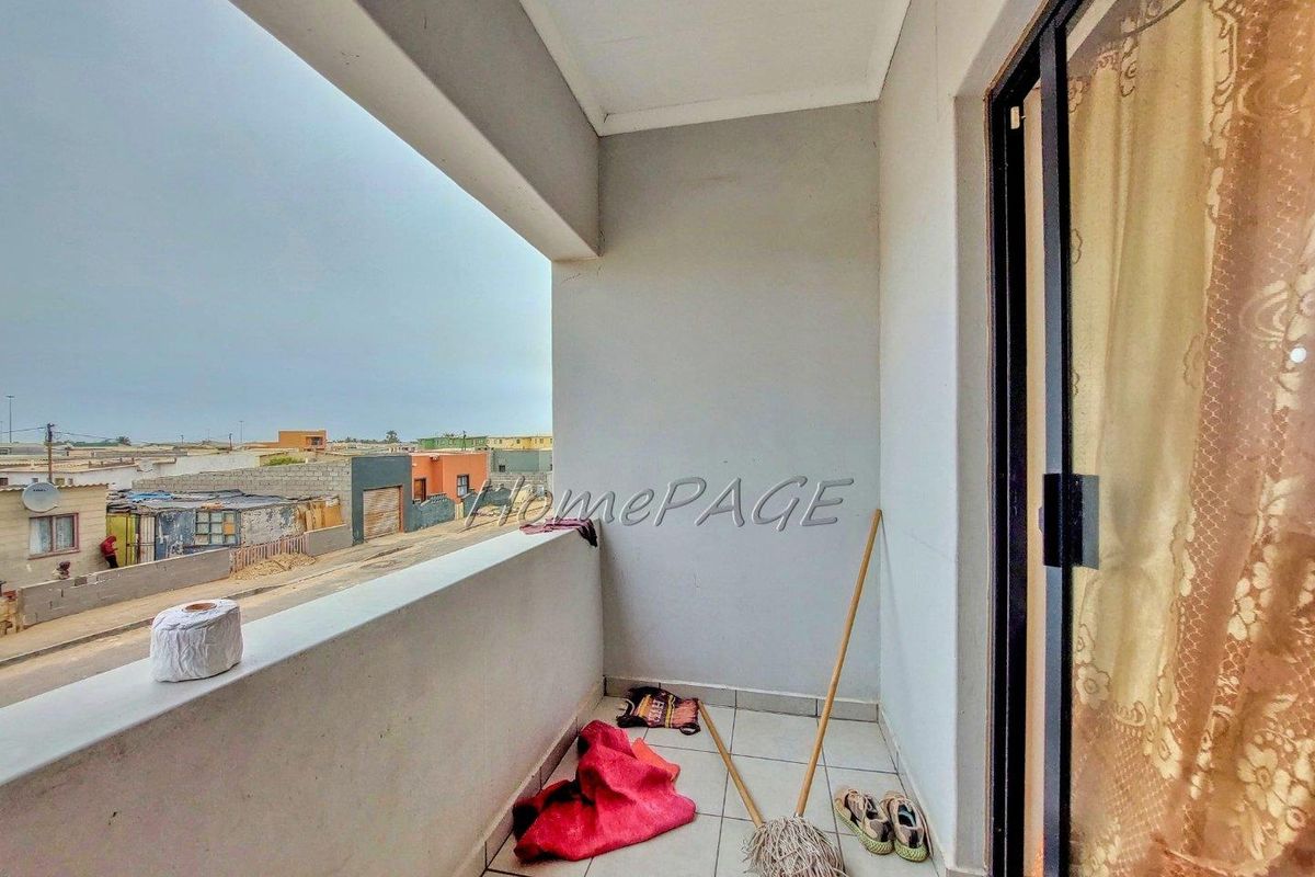 Kuisebmond Walvis Bay: 2 Bedr Apartment in Fox Village is for sale - Photo 5