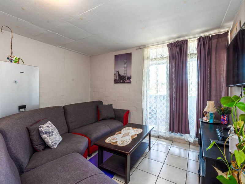 Convenience & Comfort: Perfect Flat for Young Professionals! - Photo 3