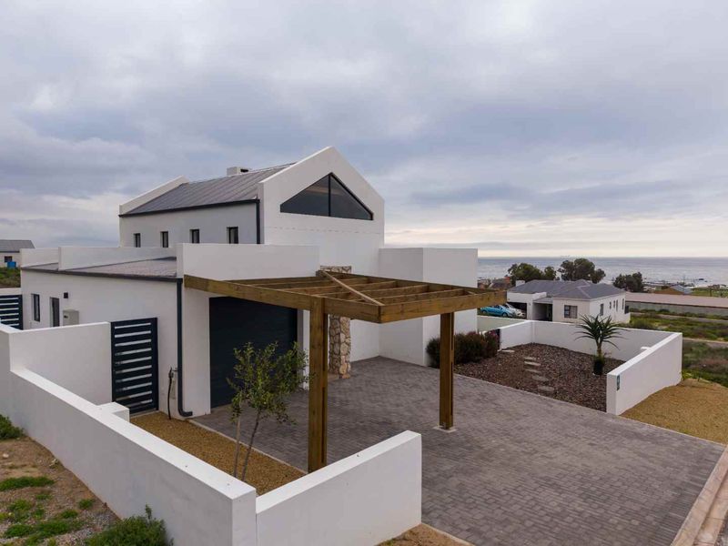 Modern New Build in Secure Estate, St Helena Bay - Photo 1
