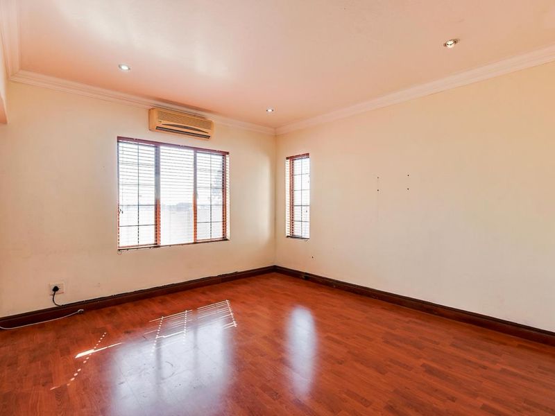 3 Bedroom House in Meadow Glen Estate, Moreleta Park - Photo 8