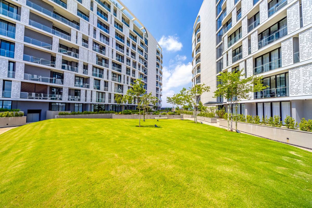 Luxurious 4 bedroom apartment for sale at Ellipse - Photo 3