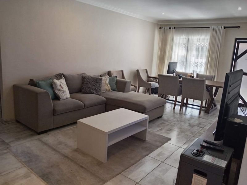Spacious Living & Family Fun - Photo 7