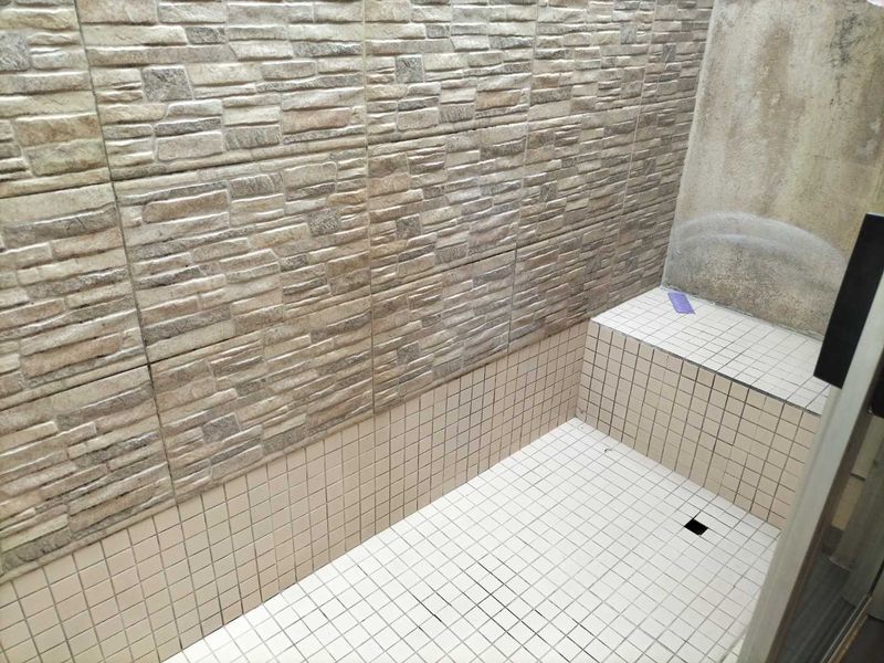 House with a lot of potential - Photo 8