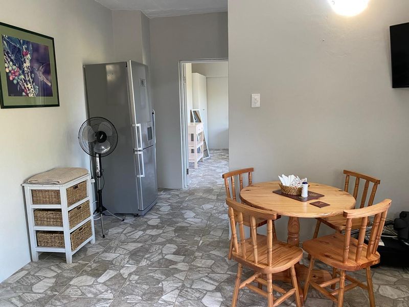 FOR RENT  |  Waterfall  |  1 Bedroom Garden Cottage - Photo 6