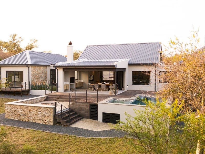 Immaculate home for sale in an excellent location. - Photo 3